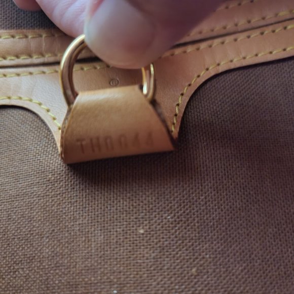 Louis Vuitton Ellipse MM - Pic 1 - Picture 9 of 16